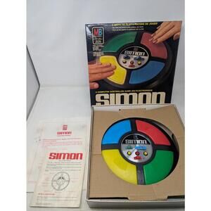 Vintage 1978 Simon Electronic Game Milton Bradley Tested & Works